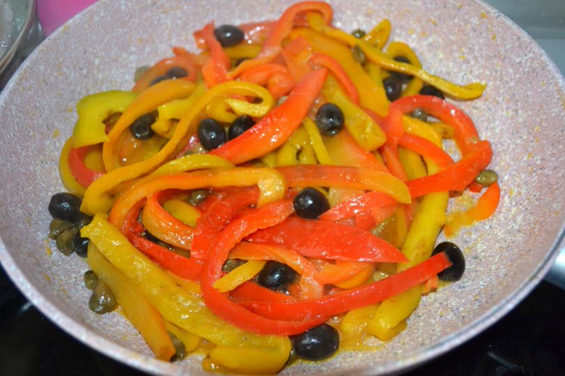 6 cuocere ancora peperoni