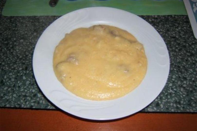 Polenta con salsicce