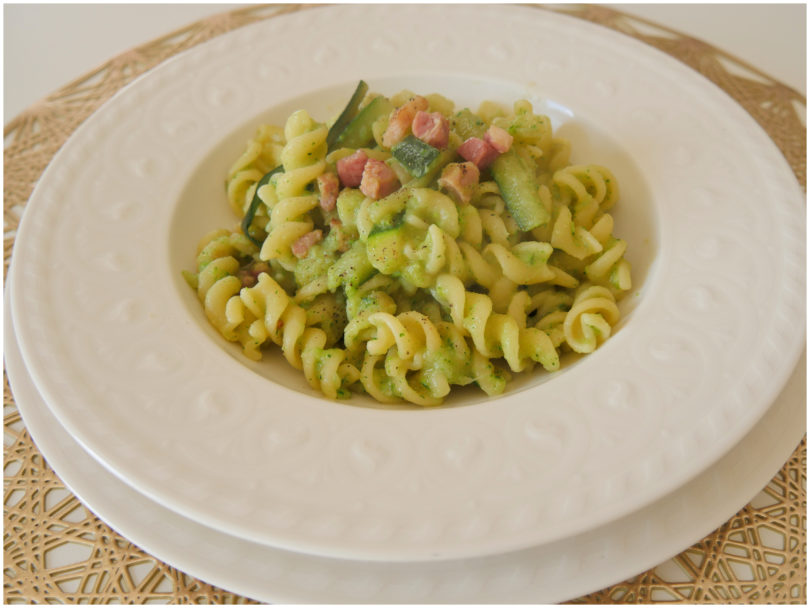Pasta zucchine e pancetta