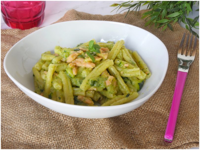 Pasta salmone e zucchine