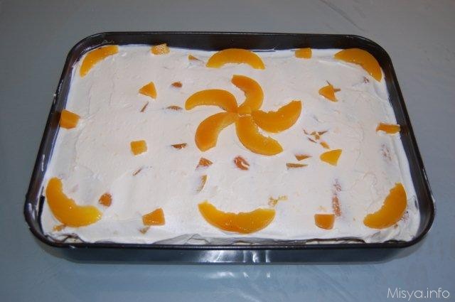 Tiramisù alle pesche