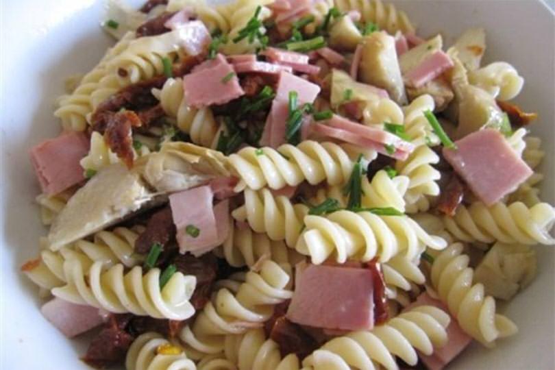 Insalata di pasta ai carciofini