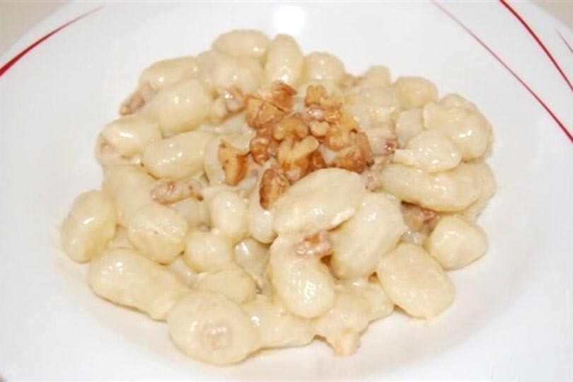 Gnocchi brie e noci