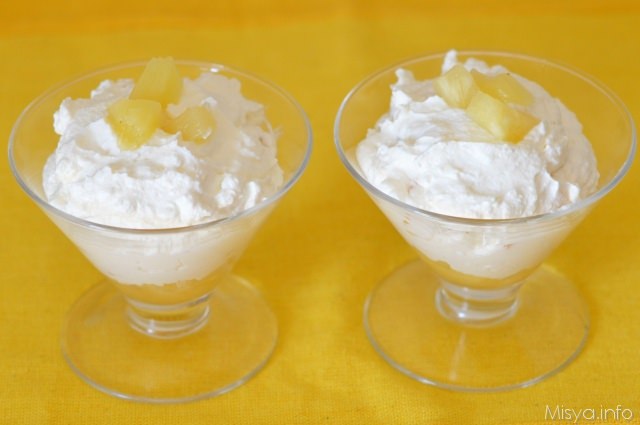 Mousse di ricotta e ananas