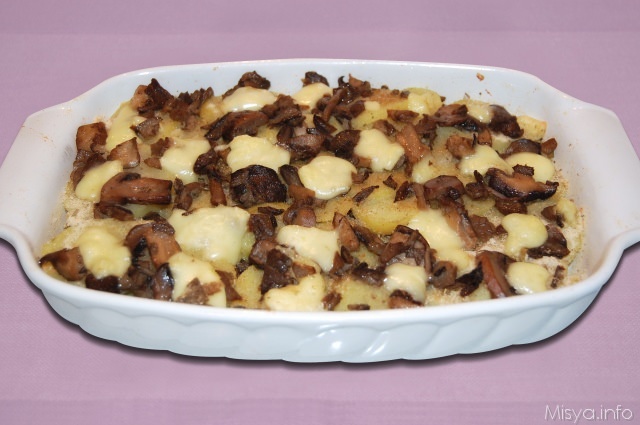 Teglia di patate funghi e brie
