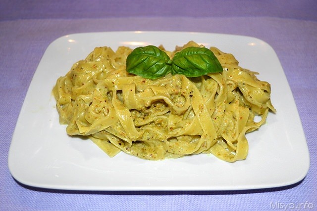 Sughi veloci: ricette per preparare la pasta in 10 minuti