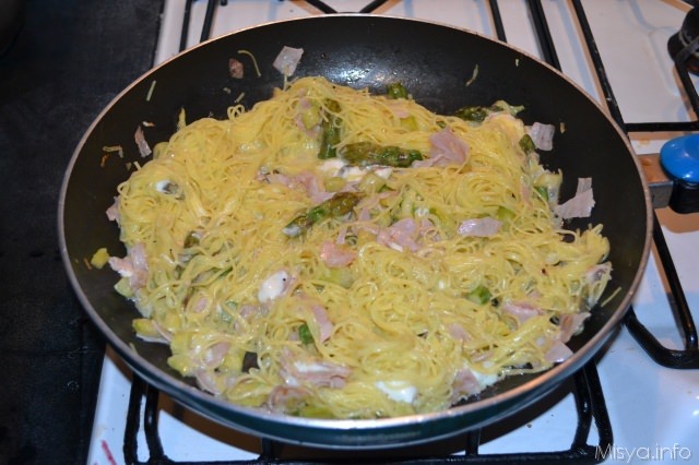 pasta asparagi e prosciutto