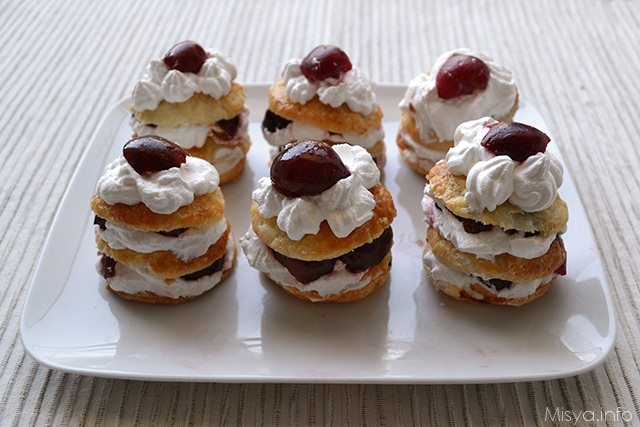Millefoglie alle ciliegie