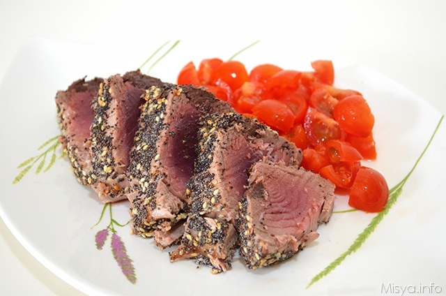 Tagliata di tonno al sesamo