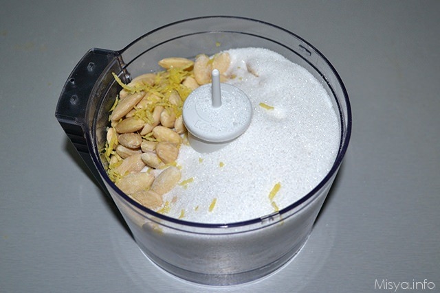 1 ricciarelli