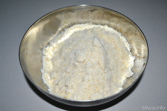 2 ricciarelli