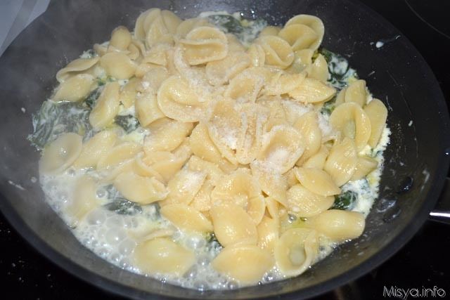 Pasta spinaci e mascarpone 5