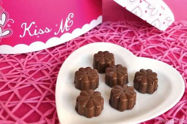 Cioccolatini ripieni di latte condensato