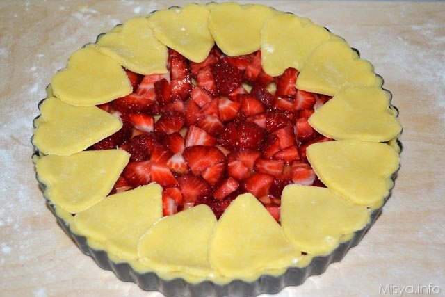 Crostata di fragole con Pasta sable 11