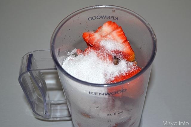 Mousse alle fragole 2