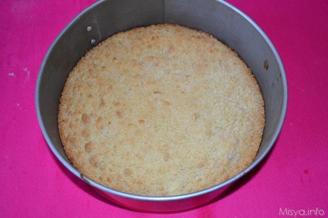 Sbriciolata ricotta e fragole 10