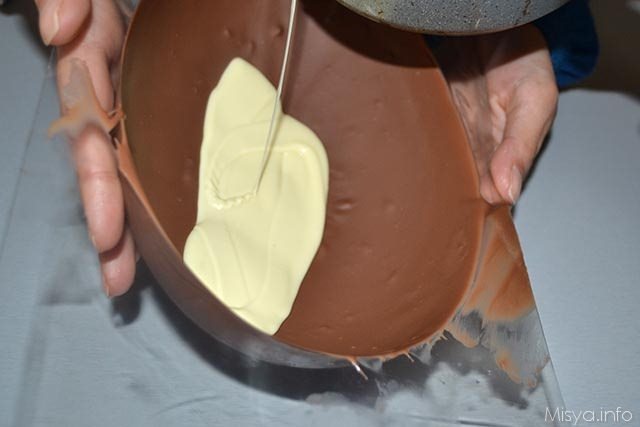 Uovo kinder fatto in casa 10