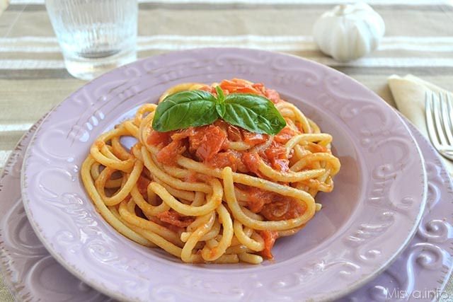 Pici all'aglione