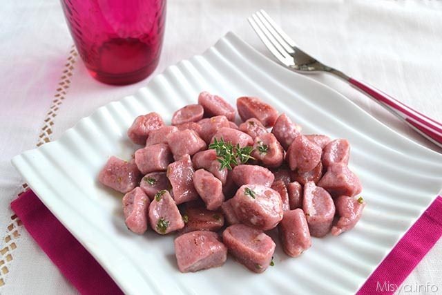 Gnocchi di ricotta e barbabietole