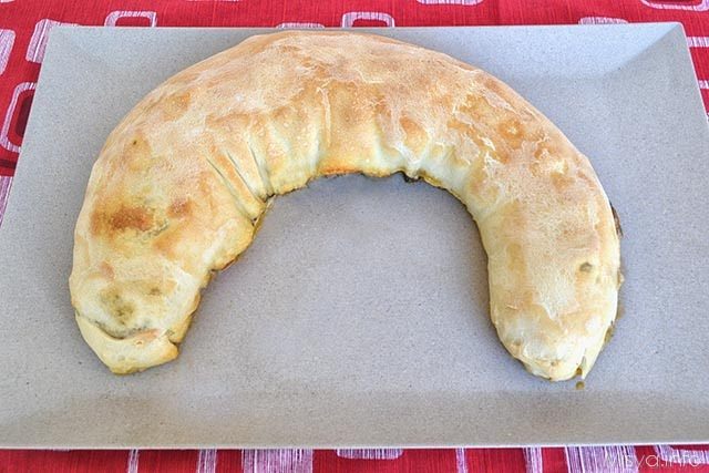 Cornettone salsicce e melanzane