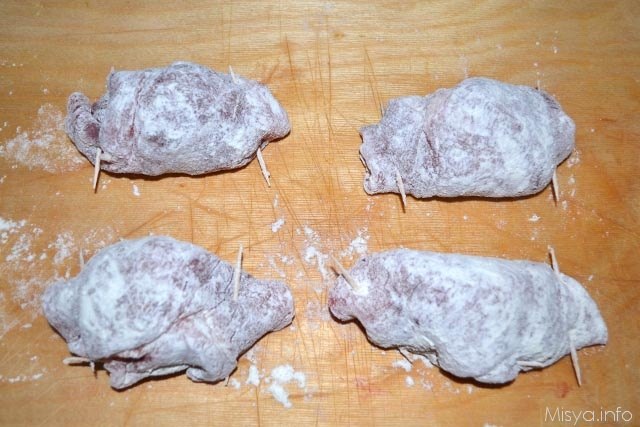 Involtini di carne con fichi e prosciutto 6