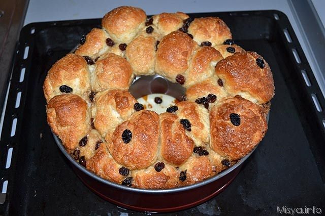 Monkey bread 16