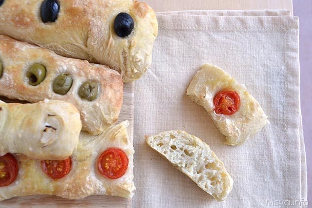 Stecche di pane farcite