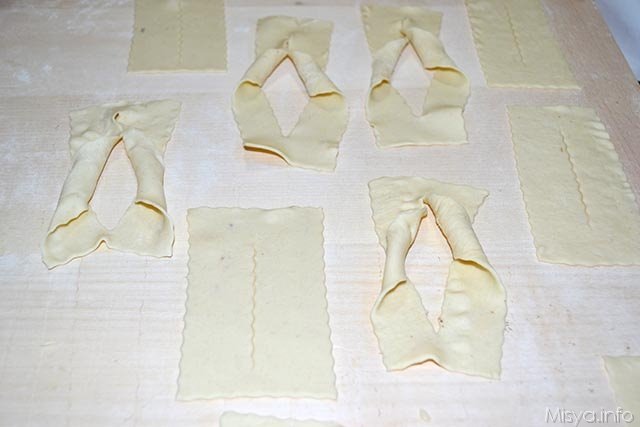 Chiacchiere alla panna 6