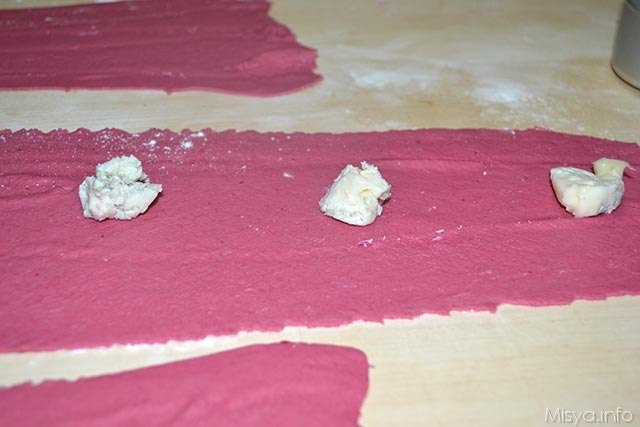 Ravioli di barbabietola al gorgonzola 4