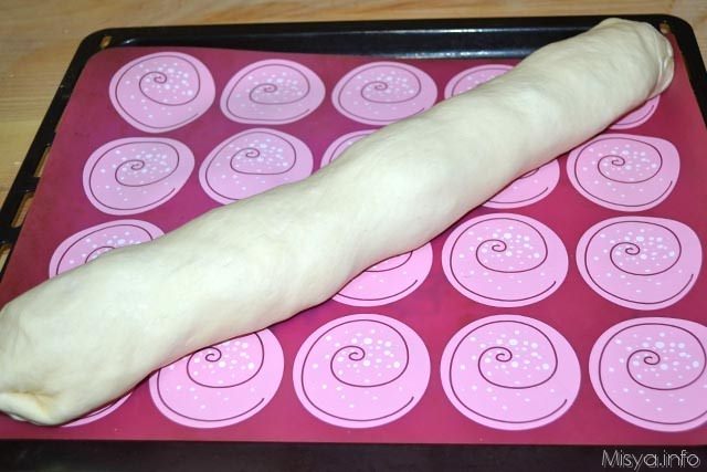 rotolo di pizza pancetta e funghi 11