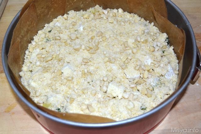 Sbriciolata salata con zucchine e brie 14