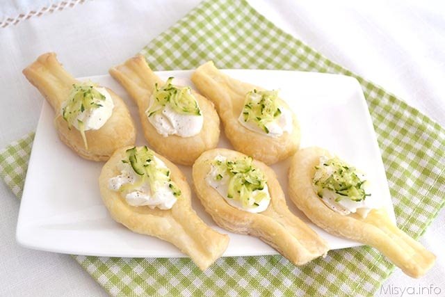 Cucchiaini di pasta sfoglia