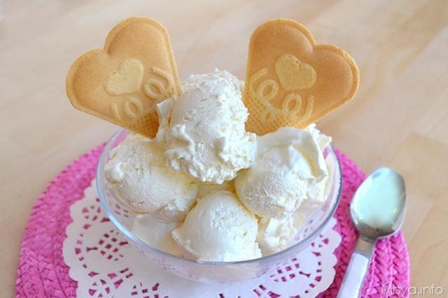 Gelato alla panna senza gelatiera