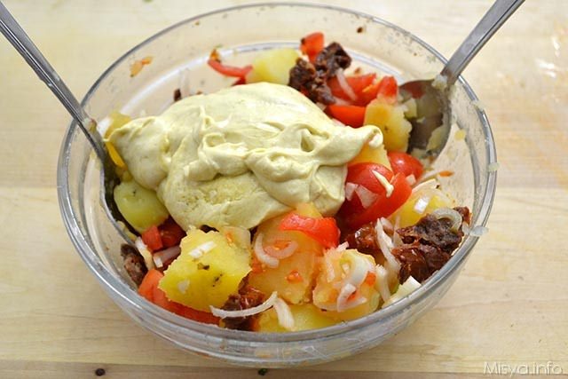 Insalata di patate svedese 9