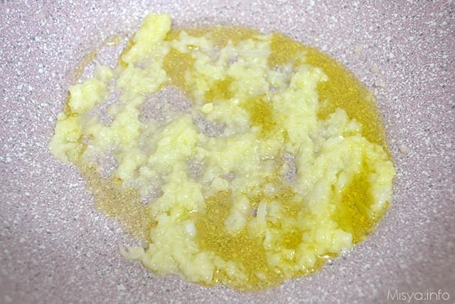 1 cipolla tritata