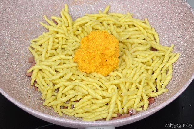 Pasta con pesto di carote 11b