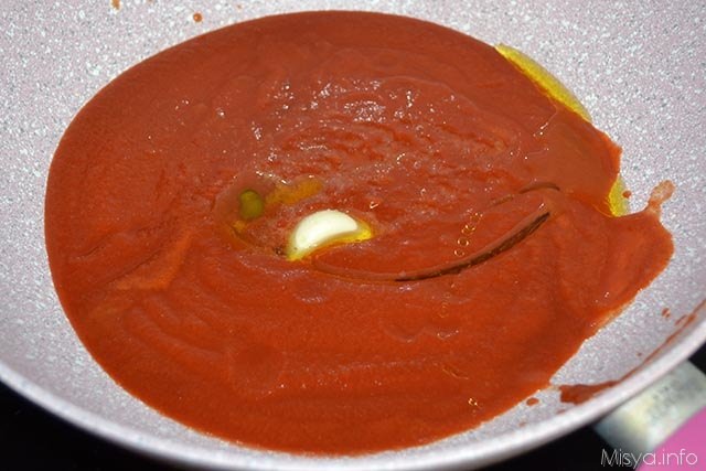 1 preparare suco al pomodoro