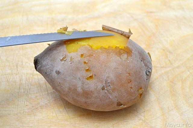 3 sbucciare patate
