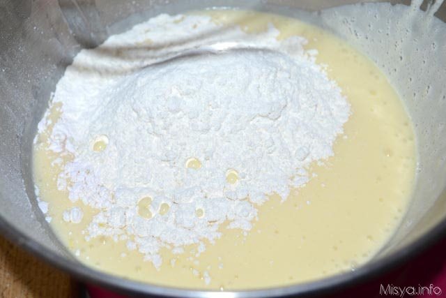 6 aggiungere farina