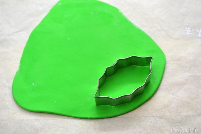 29 agrifoglio pasta di zucchero