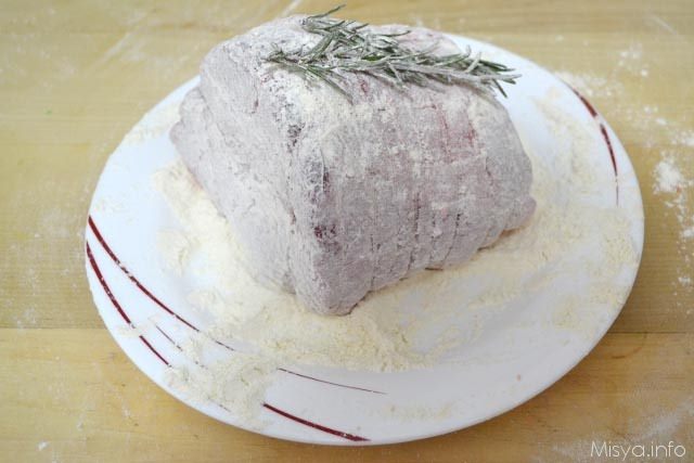3 infarinare carne