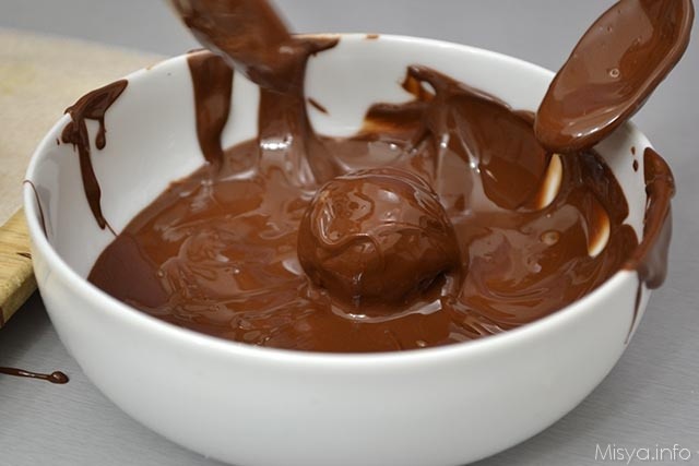 7 rotolare nel cioccolato
