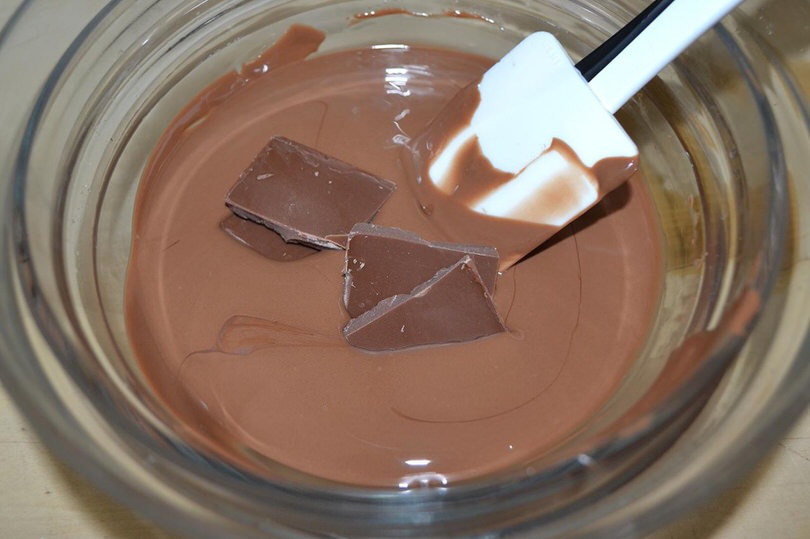 6 aggiungere altro cioccolato