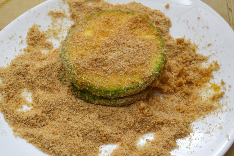 5 passare zucchine nel pan grattato