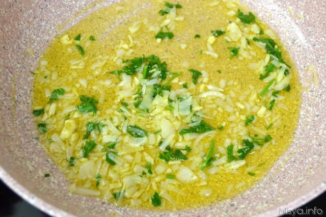 5 soffriggere aglio e cipolla