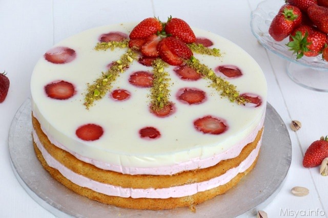 Torta_giardino_di_fragole