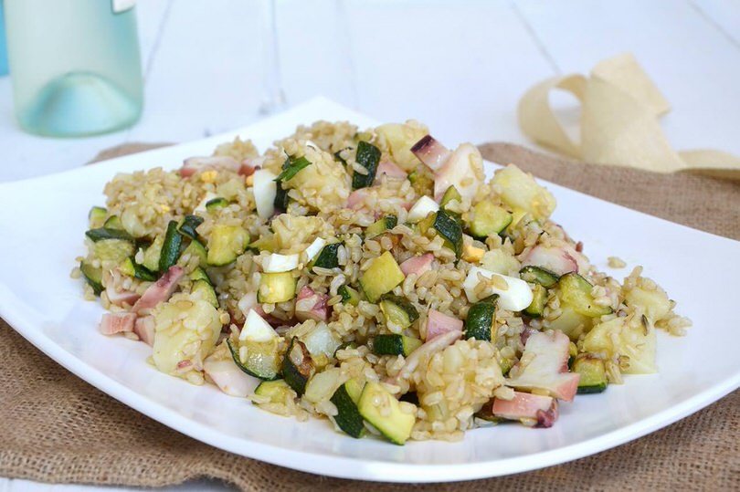 Insalata di riso integrale con polpo