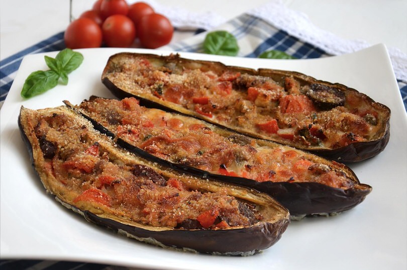 Melanzane a barchetta