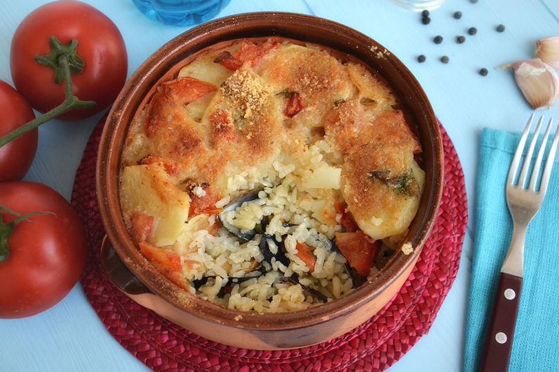 Tiella riso patate e cozze