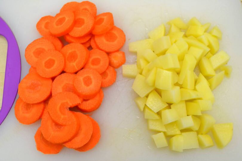 0 tagliare carote patate